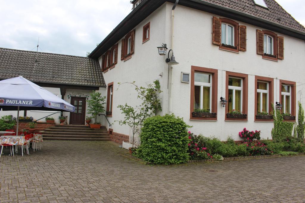 Altes Schulhaus Hotel Niederschlettenbach Exterior foto