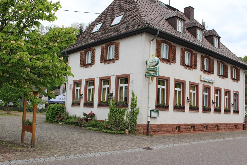 Altes Schulhaus Hotel Niederschlettenbach Exterior foto